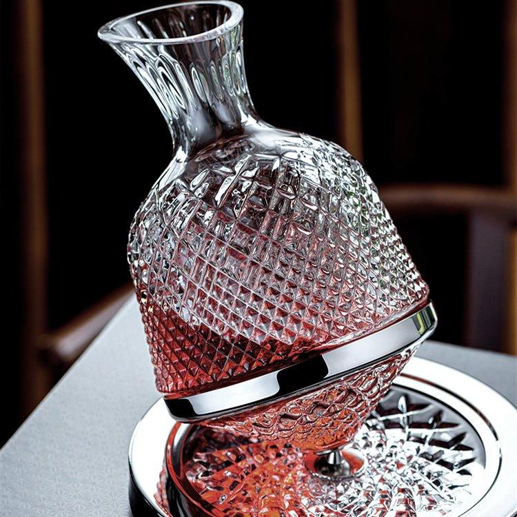 Hand-blown crystal detail on the Vitraelle Orbit Decanter